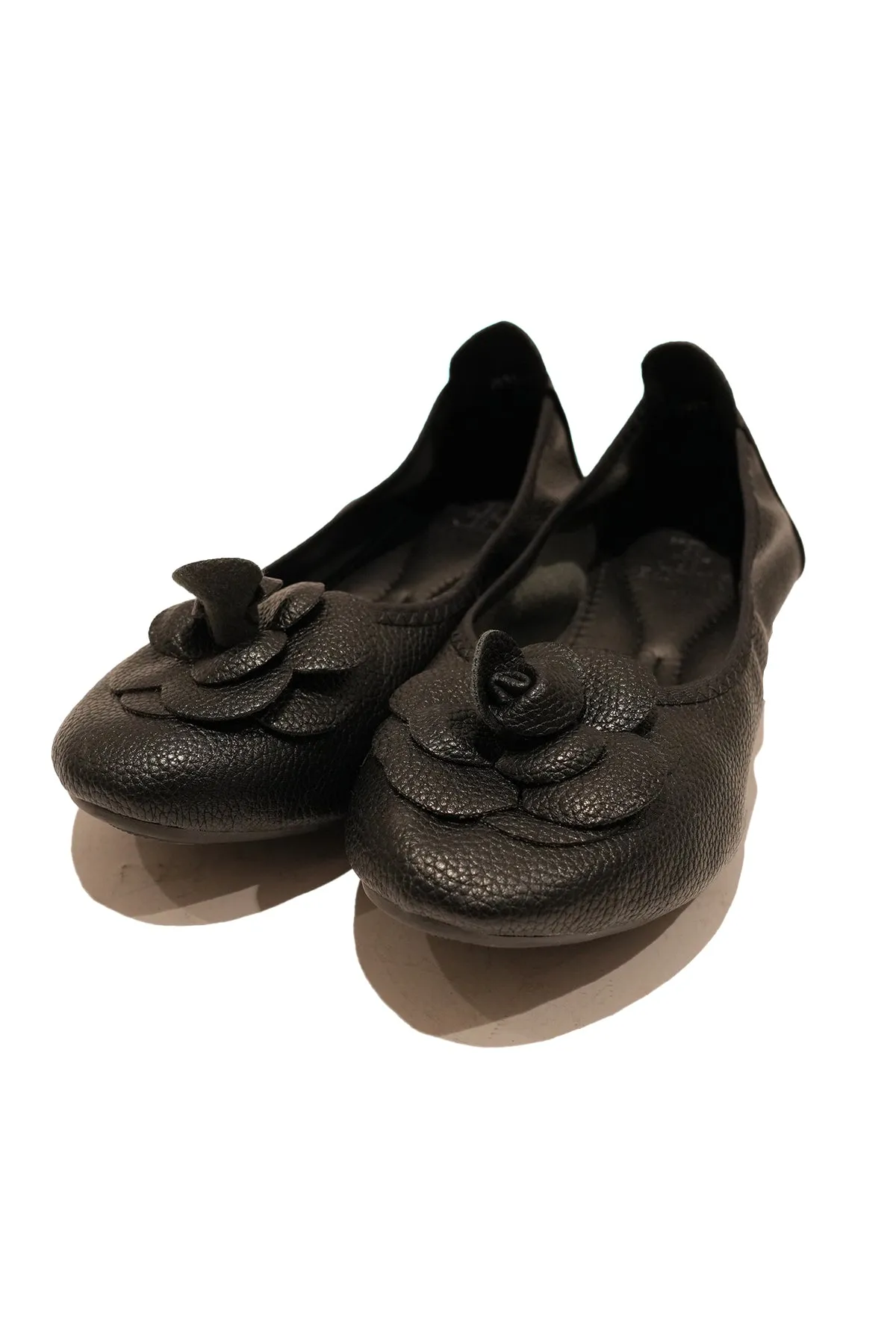 ELLORA Women's Chic Ballerina Court Shoe