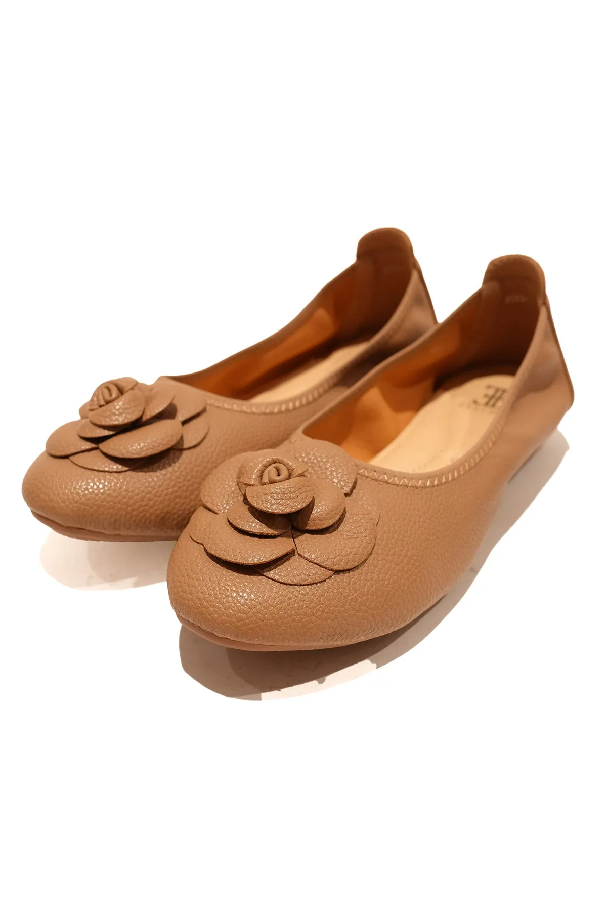 ELLORA Women's Chic Ballerina Court Shoe