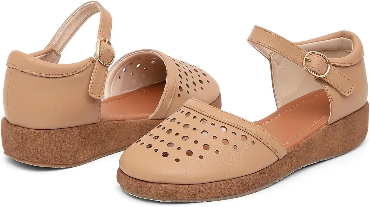 GATUXUS Women's Low Wedge Ankle Strap Buckle Flats Shoes Closed Toe Roman Cage Cusual Flat Sandals