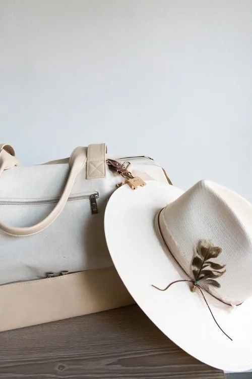 Sidecar The Duo Oval Hinge Clasp