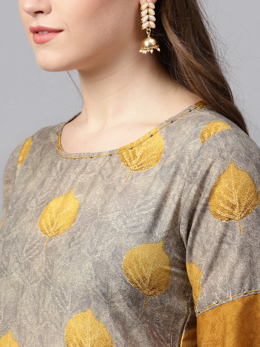 Women Grey & Mustard Printed Kurta Set